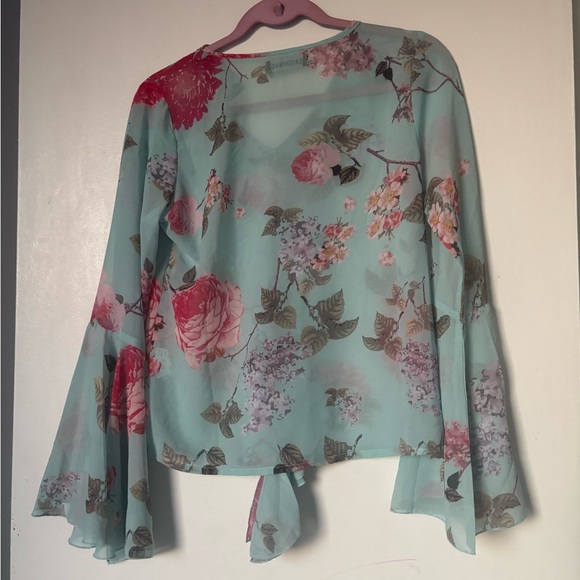Sassafras Floral Ruffle Blouse Bell Sleeves Size Medium - Picture 5 of 7